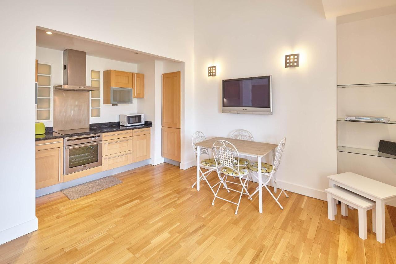 Host & Stay - Penthouse Pad Scarborough Bagian luar foto
